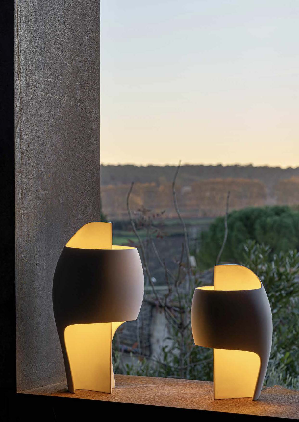 GRANDE B - Lampe à poser