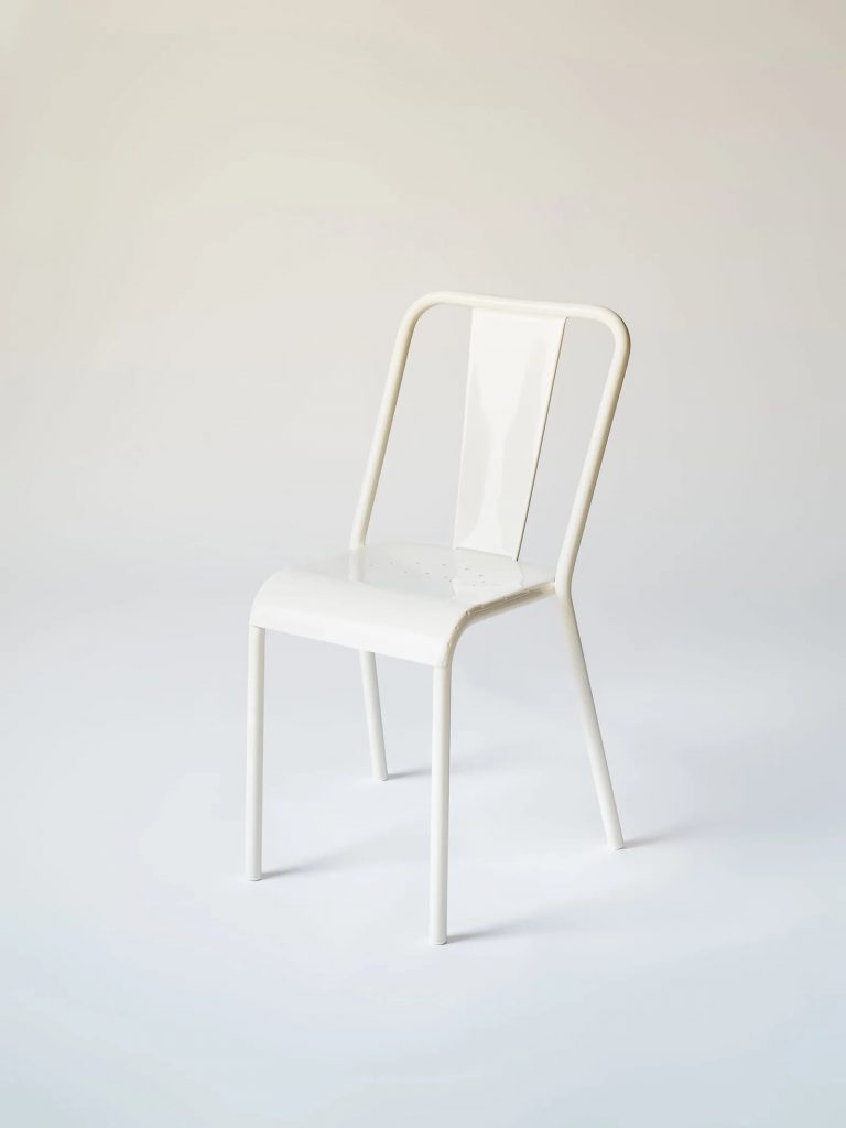 T37 - Chaise