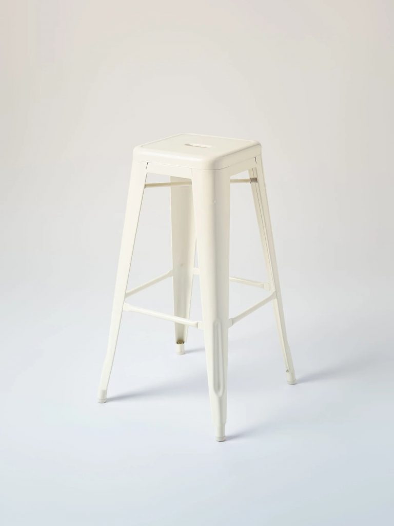 H - Tabouret H75 intérieur