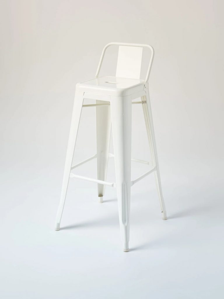 Tabouret petit dossier H75cm