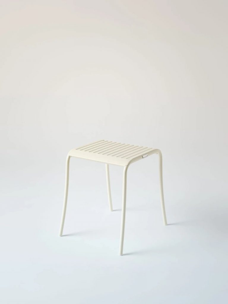 PATIO - Tabouret lames